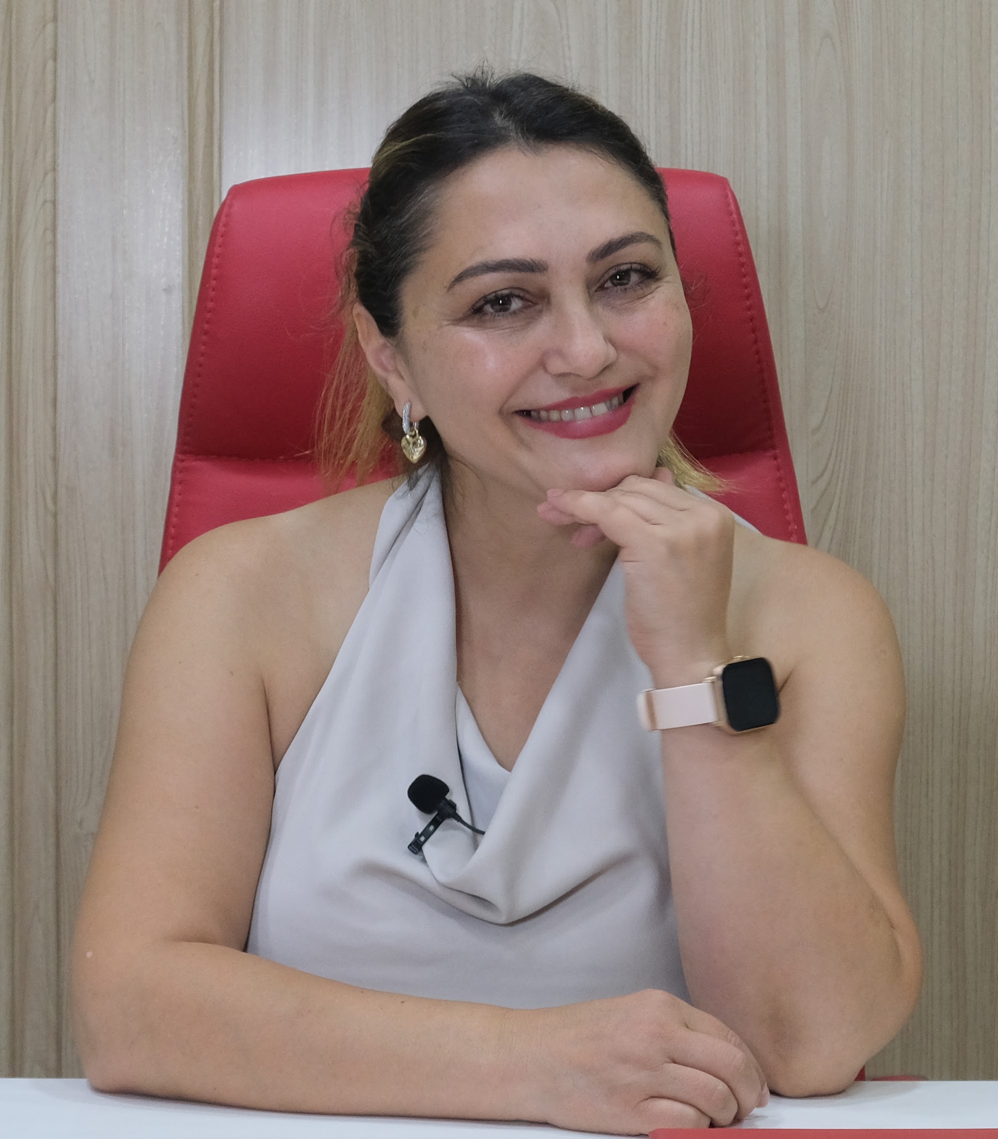 IMG_8370 (1) Op. Dr. Neşe Türkmen Kadın Hastalıkları ve Tüp Bebek Uzmanı